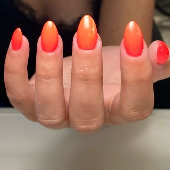 Neon orange set